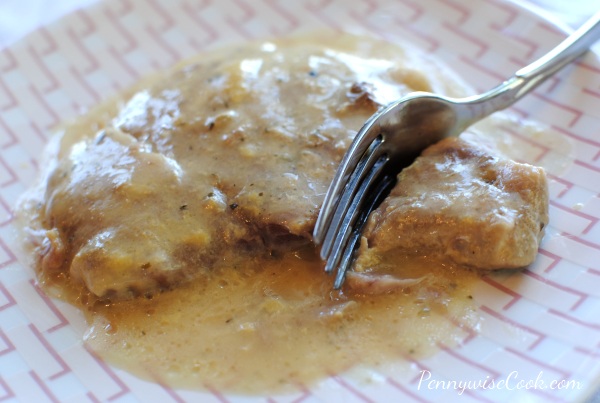 3-Ingredient Crockpot Ranch Porkchops